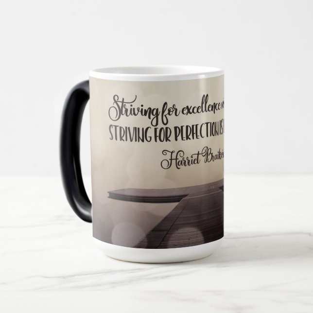 Taza Mágica Esfuerzo para la excelencia (Anverso izquierdo)
