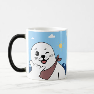 Taza Mágica Foca guiñando con bandana haciendo el signo Shaka