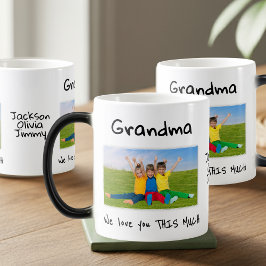 Taza Mágica Grandma We Love You This Much Photo Christmas Gift