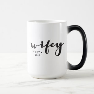Taza Mágica Guión personalizado Wifey del año establecido mode