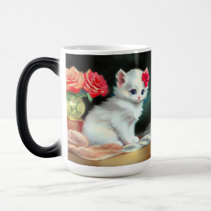 Taza Mágica Ilustracion de gatito blanco con flores rojas