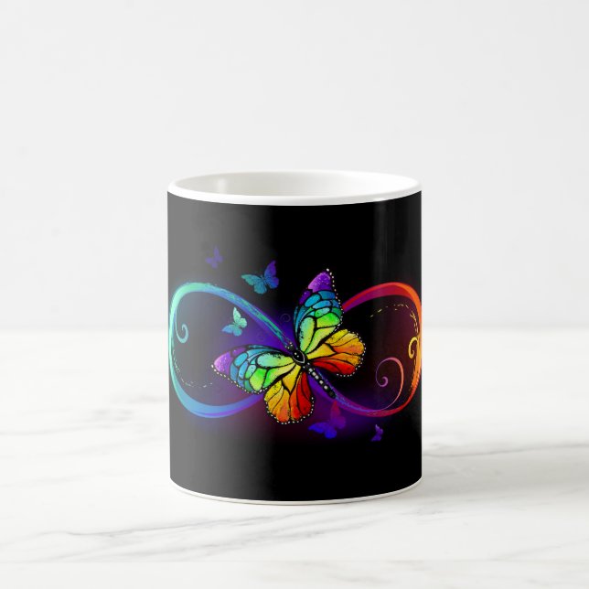 Taza Mágica Infinito vibrante con mariposa arco iris sobre neg (Centro)