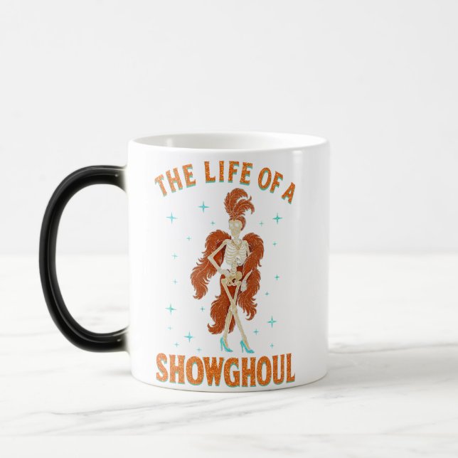 Taza Mágica La vida de un Showghoul Chica del Skeleton de Hall (Izquierda)