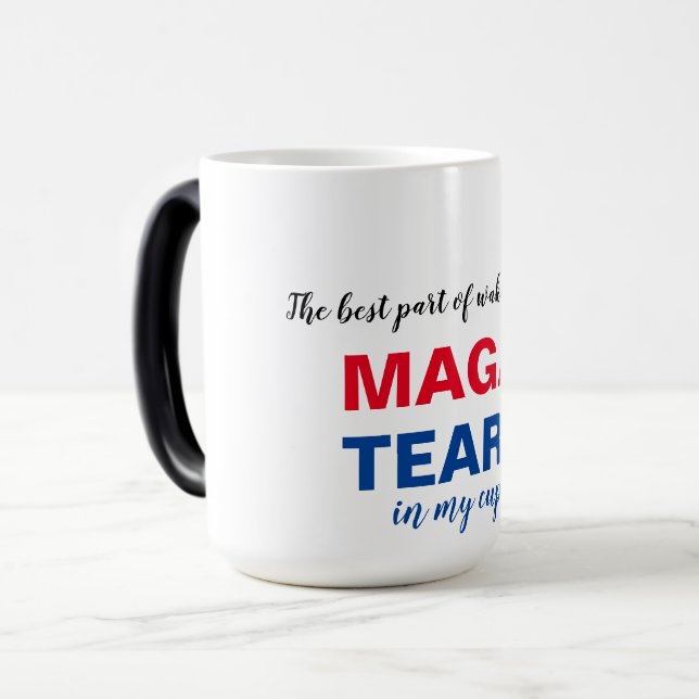 Taza Mágica MAGA llora 2024 Harris Walz Trump (Anverso izquierdo)