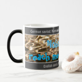 Taza Mágica Nadie me puede llegar al agua - ¡alemán tonto!