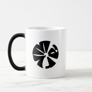 Taza Mágica Nombre simple "Mary" en tazón de café negro