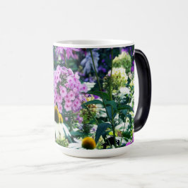 Taza Mágica Paisaje de Pink Garden Phlox con flores de cono