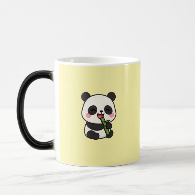 Taza Mágica Panda lindo comiendo bambú - café divertido (Izquierda)