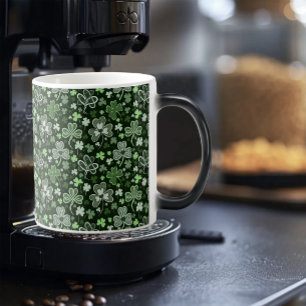 Taza Mágica Patrón de Trébol Celta Corazones Verdes Irlandeses