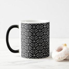 Taza Mágica Patrón geométrico blanco y plateado negro