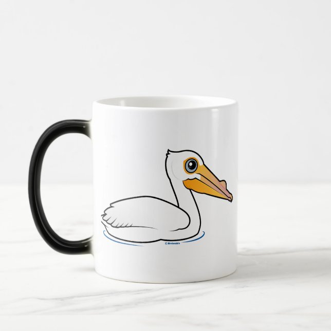 Taza Mágica Pelícano blanco americano de BIrdorable (Izquierda)