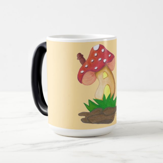 Taza Mágica Pequena Casa de Cogumelo Caneca (Anverso izquierdo)