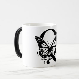 Taza Mágica Q Alphabet black butterfly