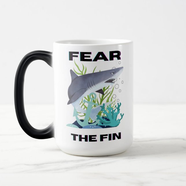 Taza Mágica temer al tiburón aleta (Izquierda)