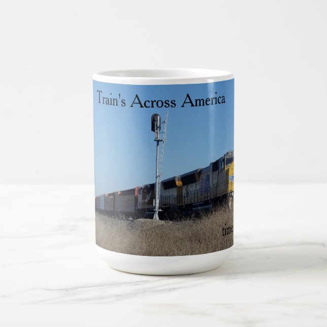 Taza Mágica Train's Across America Hot Beverage mug. (Centro)