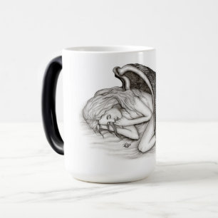 Taza Mágica Un ángel dormido, diseño blanco y negro
