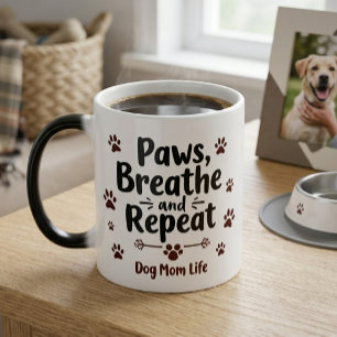 Taza Mágica Vida de Mamá Perro - Huellas, Respira, Repite 