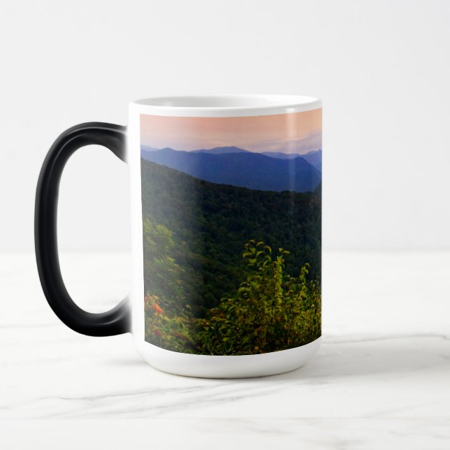 Taza Mágica Vista panorámica de las montañas Blue Ridge (Izquierda)