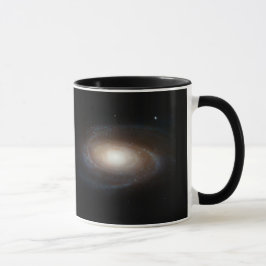 Taza magnífica de la galaxia espiral M81 del