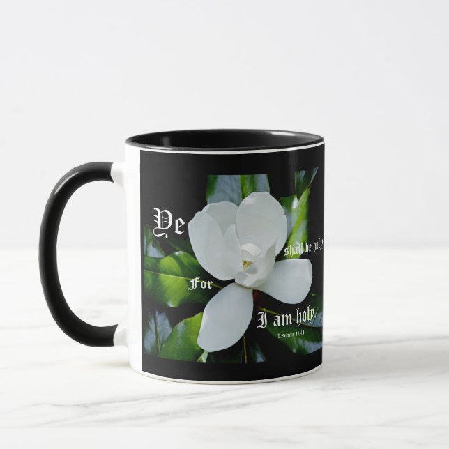 Taza Magnolia del Sur con Leviticus 11:44 (Izquierda)