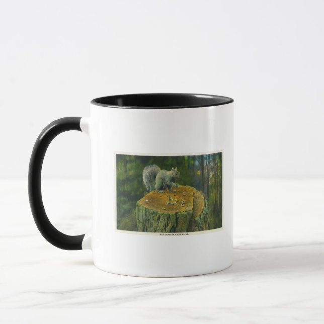 Taza MaineA Little Nutcracker Squirrel de Maine (Izquierda)