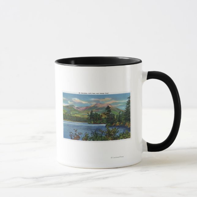 Taza MaineView del Monte Katahdin y el estanque Daicey (Derecha)