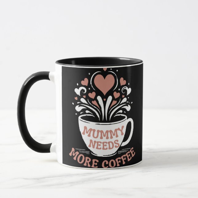 Taza Mamá necesita más café, mamá tira, Desi (Izquierda)