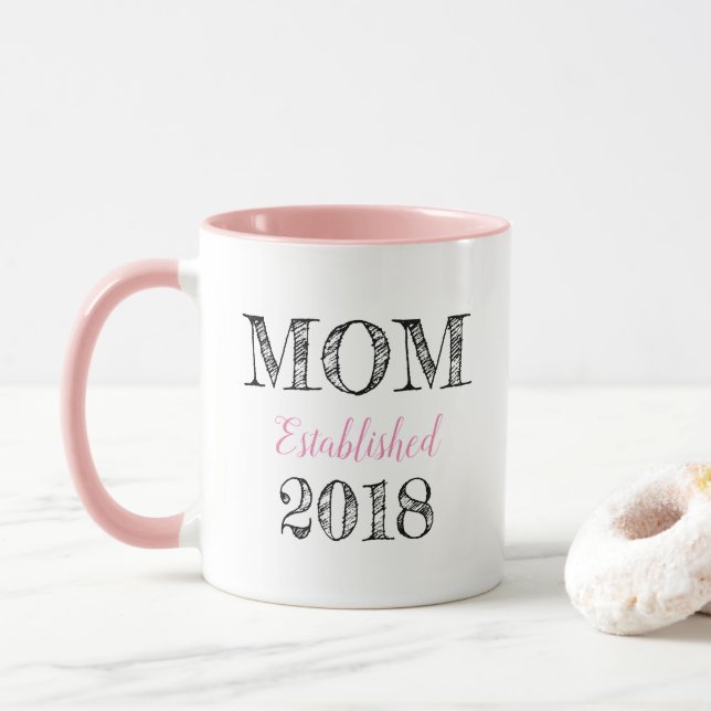 Taza Mamá (personalizable) creada en 2018 (Con donut)