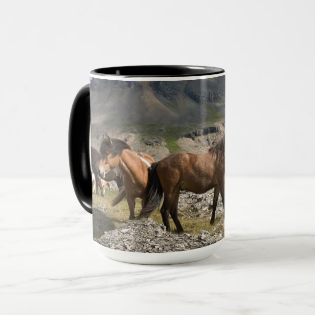 Taza Manada De Caballos, Cerca De Hofn, Islandia (Anverso izquierdo)