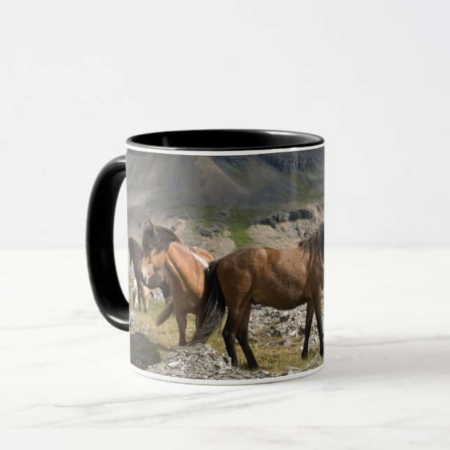 Taza Manada De Caballos, Cerca De Hofn, Islandia (Anverso izquierdo)