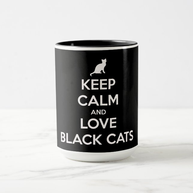 Taza Mantener la calma y amar a los gatos negros (Centro)