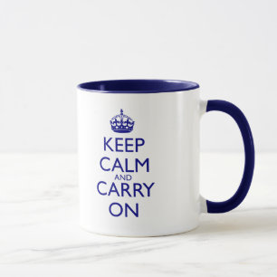 Taza Mantenga tranquilo y continúe el texto de los