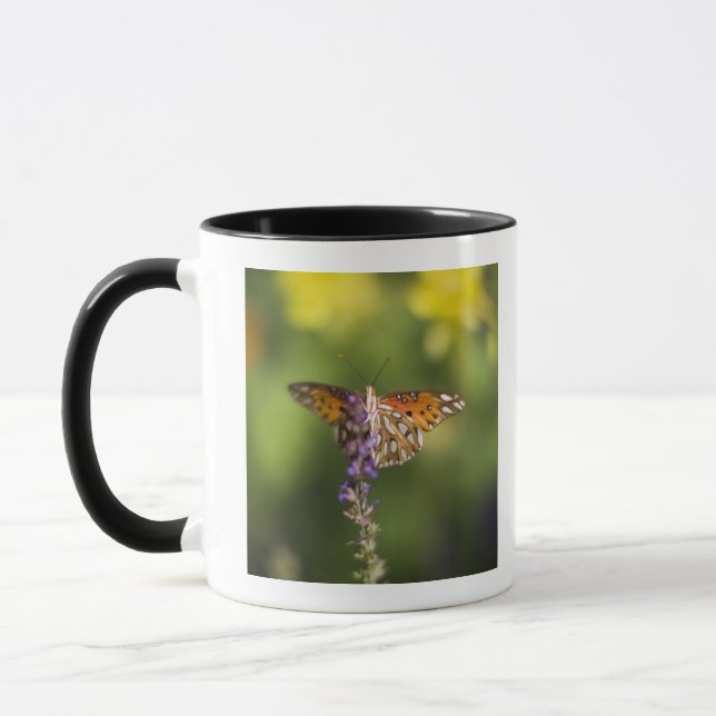 Taza Mariposa en wildflowers (Izquierda)