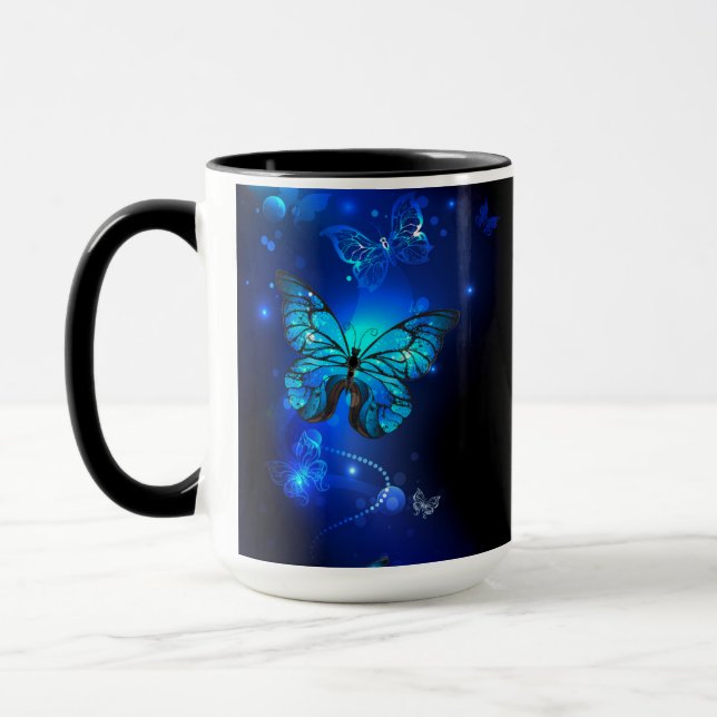 Taza Mariposa morfo en el fondo oscuro (Izquierda)