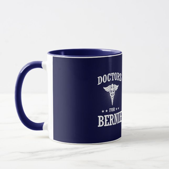 TAZA MÉDICOS PARA LAS CHORREADORAS DE BERNIE (Izquierda)