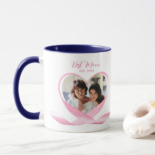 Taza Mejor foto de mamá con corazón de cinta rosada
