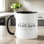 Taza Mejor Grampa desde 20XX Preppy simple moderno<br><div class="desc">Este diseño sencillo y moderno se compone de una tipografía de san serif.</div>