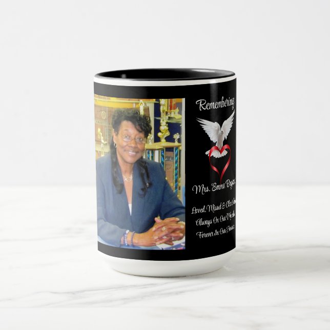 Taza Memorial amoroso, perdido y valorado (Centro)