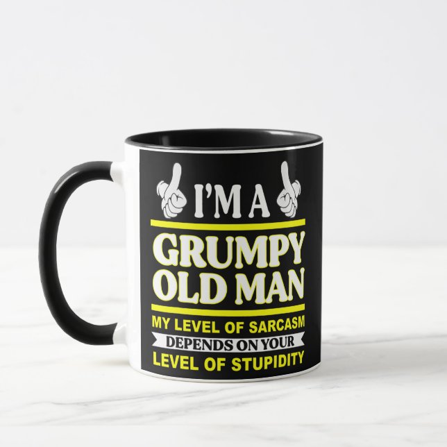 Taza Mens, soy un viejo gruñón, mi nivel de sarcasmo (Izquierda)