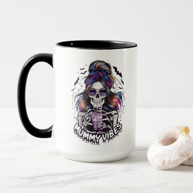 Taza Messy Bun Skeleton "MUMMY VIBES" Café (Con donut)