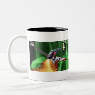 Taza metalizado de la demostración de la