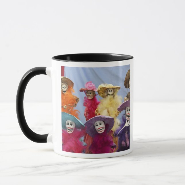 Taza México. Catrinas esqueléticas, figuras celebrando (Izquierda)