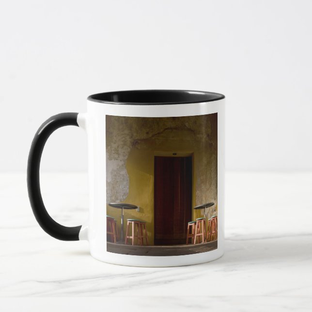 Taza México, Oaxaca, Sol de la tarde ilumina balcón de (Izquierda)