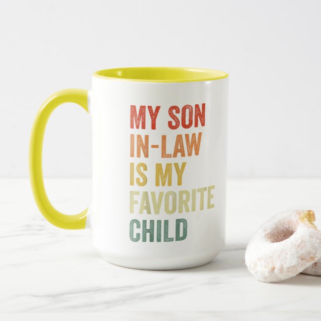 Taza Mi Hijo De Derecho Es Mi Familia Alegre Favorita (Con donut)