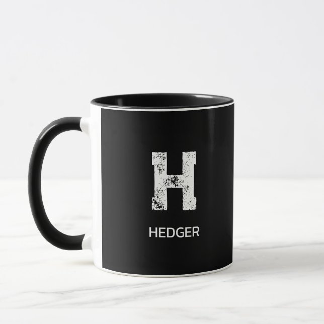 TAZA MINIMALIST WHITE ONE LETTER MONOGRAM NAME BLACK (Izquierda)