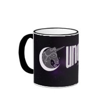 Taza misteriosa del masthead de la revista