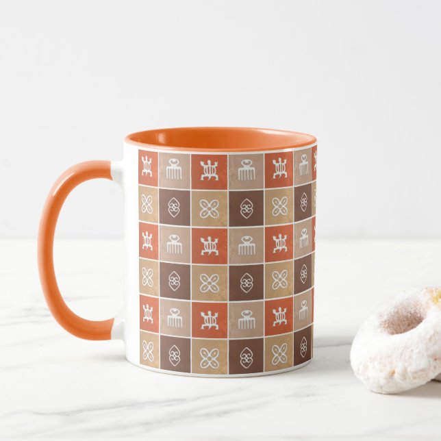 Taza Modelo africano étnico con los símbolos de Adinkra (Con donut)