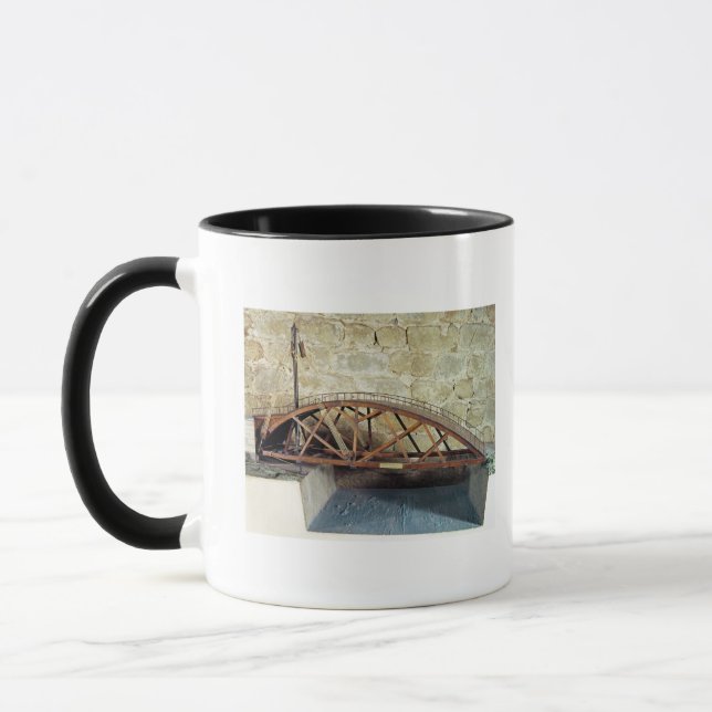 Taza Modelo de un puente de oscilación (Izquierda)