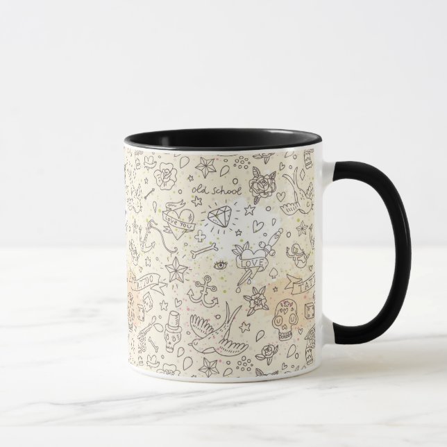 Taza Modelo del concepto del tatuaje (Derecha)