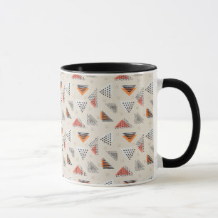 Taza Modelo dibujado mano geométrica del triángulo